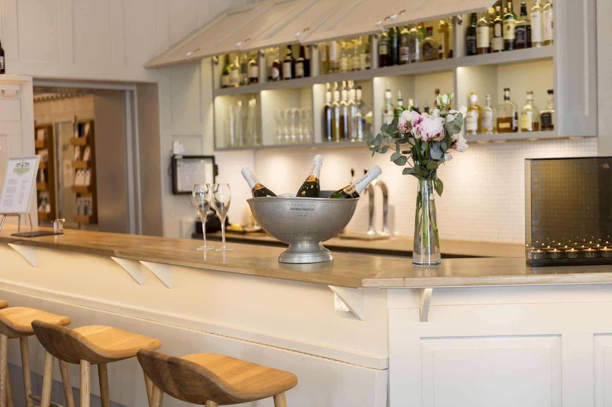 1909 Sigtuna Stads Hotell Екстер'єр фото
