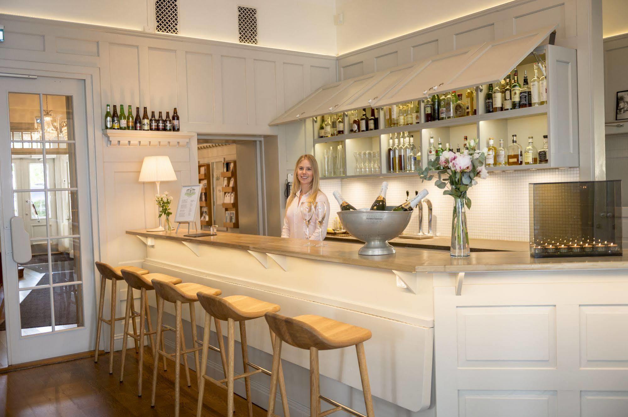 1909 Sigtuna Stads Hotell Екстер'єр фото